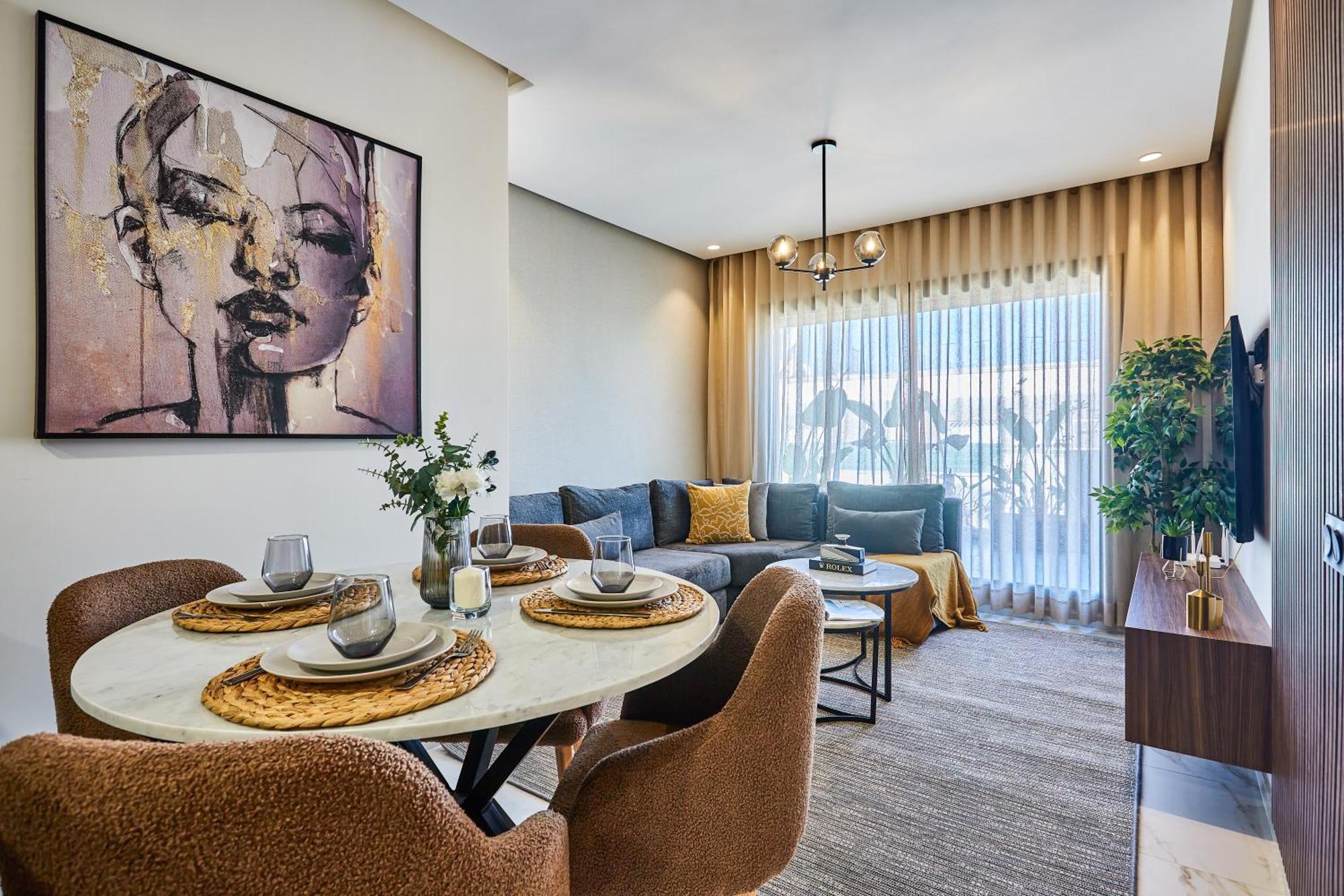 Ferienwohnung Sleek And Modern 2-Bed Unit In Downtown Casa Casablanca Exterior foto