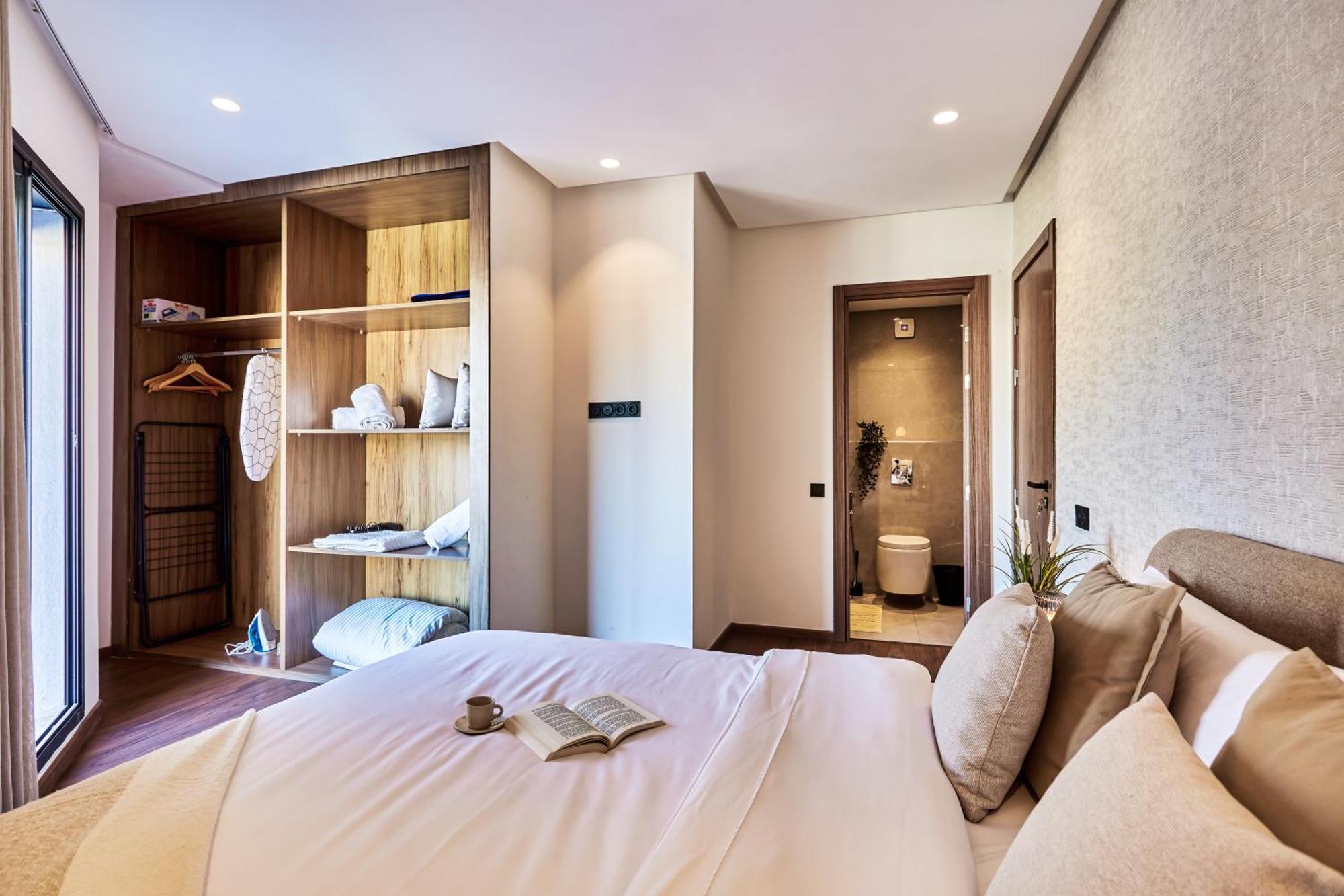 Ferienwohnung Sleek And Modern 2-Bed Unit In Downtown Casa Casablanca Exterior foto